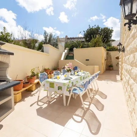 Villa Lorella - Private Pool, Jacuzzi By Homely Mellieha Exterior photo
